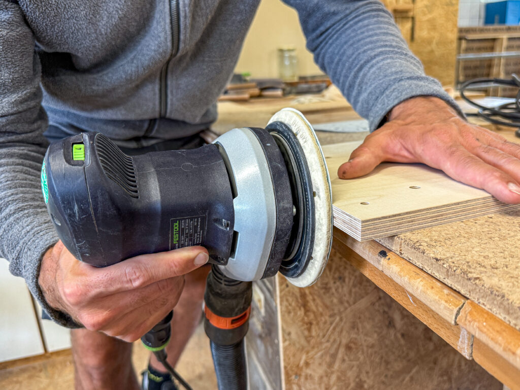 camperausbau werkzeug exzenterschleifer camper ausbauer Kantenschleifen